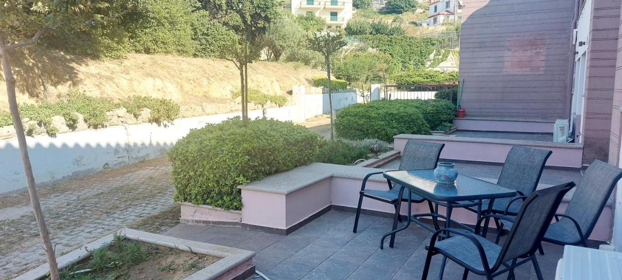 Golden View Apartments Myrina Limnos Esterno foto