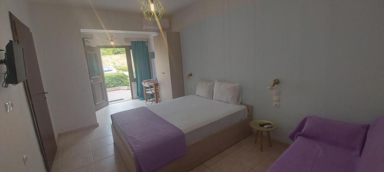 Golden View Apartments Myrina Limnos Esterno foto